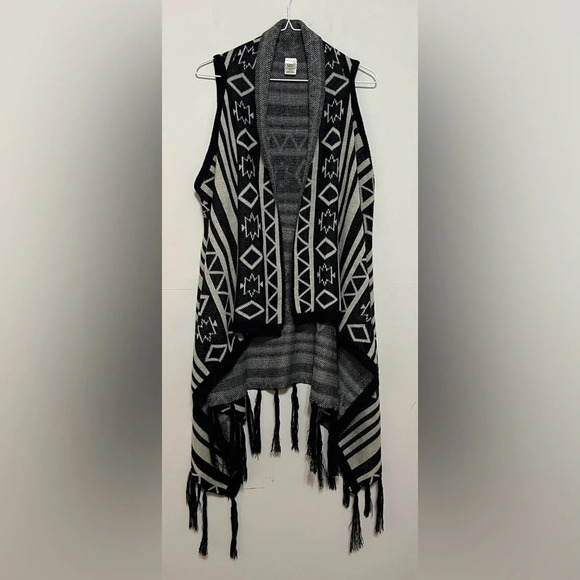 Lildy Aztec Printed Fringed Hem Sweater Vest Cardigan Black Beige L-XL - Picture 1 of 10
